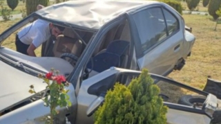 Naxçıvanda maşın aşdı - Sürücü yaralandı 