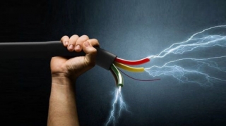 В Шамкирском районе трагически погиб сотрудник госструктуры