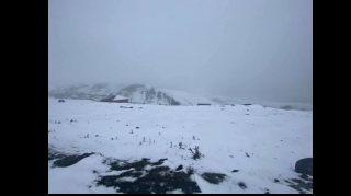 Talış dağlarına qar yağdı, maşınlar yolda qaldı - VİDEO - FOTO