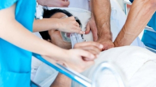 Xaçmazda avtomobilin vurduğu piyadanın boynu sınıb 