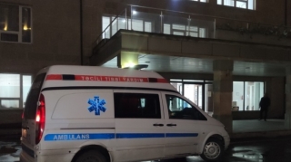 Bakıda 39 yaşlı kişi yol qəzasında ağır xəsarət alıb 