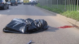 Üç piyadanı maşın vurdu - Azyaşlı öldü 