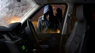 Qaçırdığı avtomobili söküb internetdə satışa çıxardı; cinayət işi açıldı - FOTOLAR   