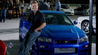 Məşhur aktyorun avtomobili hərraca çıxarılacaq
