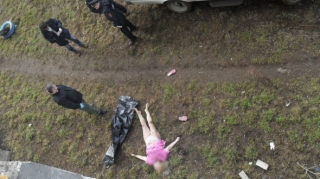 Qadın başdansovdu təmir edilən eyvandan yıxıldı: BAŞ MÜHƏNDİS... 