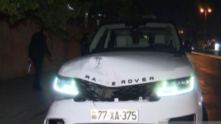 В Баку Range Rover стал виновником цепной аварии: есть пострадавший - ФОТО 