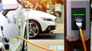 Азербайджан импортировал на 860 электромобилей меньше за первые десять месяцев года 