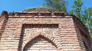 19-cu əsrə aid qeydiyyatda olmayan abidə  - FOTO