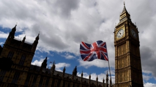 London Tehrandakı səfirini geri çağırdı