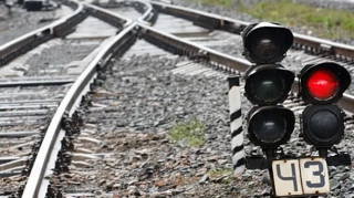 Yük qatarının 40-a yaxın vaqonu relsdən çıxıb 