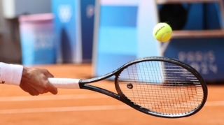 Məşhur tennisçisinin avtomobili, kubokları oğurlanıb