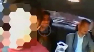 Sərxoş prokuror taksi sürücüsünü döydü, işdən qovuldu  - VİDEO