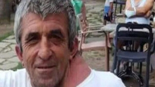 Tualet pulunu verməmək üçün gözətçini ÖLDÜRDÜ   - FOTO