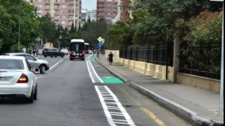 Bakının daha bir küçəsinə velosiped zolağı çəkildi – FOTO 