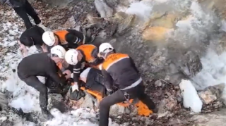 Qəbələdə 50 yaşlı kişi dağda yıxılaraq xəsarət aldı - VİDEO 