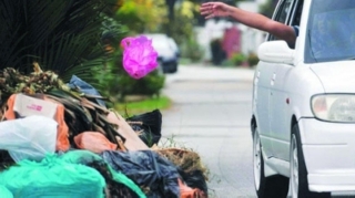 Küçəni zibilləyən sürücü cəzalandırıldı - 8 sutka həbs olundu 