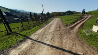Cəlilabadda mərkəzdən 3 km aralıda yerləşən kəndin yolları bərbad vəziyyətə düşüb  - FOTO