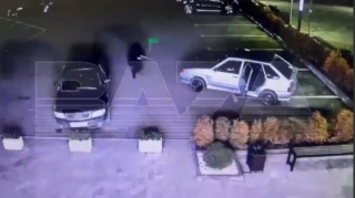 Killer sabiq polis rəisinə atəş açdı – Bəxti gətirdi, ölmədi - VİDEO 