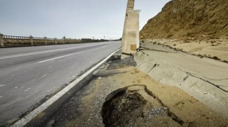 Bibiheybət yolunda bərpa işlərinə başlanıldı 