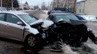 Yevlaxda avtomobillər toqquşdu, hərbi polis vəfat etdi 