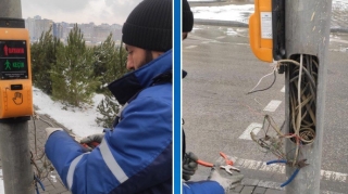 Bakıda 5 svetofor dirəyinə zərər dəydi - FOTO