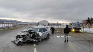 Qəbələdə yol qəzasında 3 nəfər xəsarət aldı  - FOTO