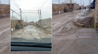Bərbad vəziyyətə düşən yollardan şikayət - FOTOLAR 