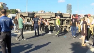 İstanbulda ağır qəza - 13 yaralı 