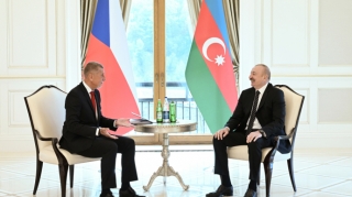 Prezident Çexiya Baş naziri ilə təkbətək görüşdü - FOTOLAR 