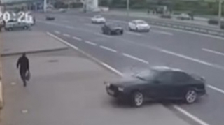 Buzovnada gənc sürücünün öldüyü ağır qəzanın görüntüləri yayıldı - VİDEO