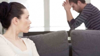 Azərbaycanda 322 şəxsə həyat yoldaşına yaxınlaşmaq qadağan edilib 