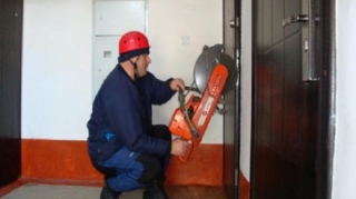 Bakıda köməksiz vəziyyətdə qalan şəxs xilas edildi