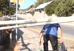 Oğuzda bu küçədən keçənlər baş əyir - VİDEO