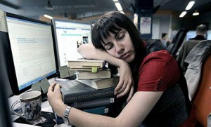 Alimlərdən xəbərdarlıq - Az yatmaq ölümcül fəsadlara yol açır