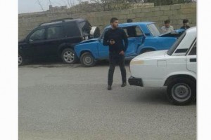 Dönmə əməliyyatını edən sürücü qəzaya səbəb olub - FOTO