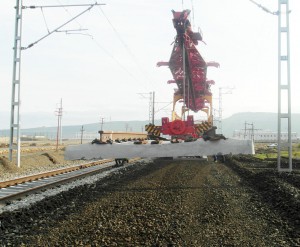 Kürdəmir-Karrar mənzilində 8,7 km dəmir yolu əsaslı təmir olunur - FOTO