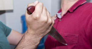 Yaşlı kişi bıçaqlanıb - Lənkəran