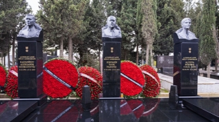 J2-8243 reysinin faciəsinin ildönümündə həlak olanların xatirəsi anılıb - FOTO