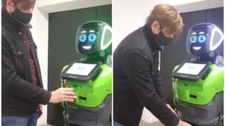 Rusiya restoranlarında robotlar çalışacaq – VİDEO 