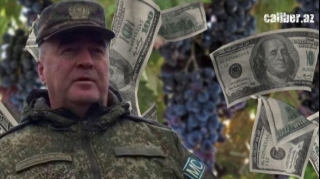 Sülhməramlı reket: General Volkova həsr olunur  - FOTO