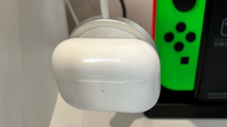 Apple начала продажи наушников AirPods Pro с зарядным футляром MagSafe