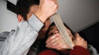 Sevgilisi tərəfindən bıçaqlanan 37 yaşlı qadın xəstəxanada ölüb 