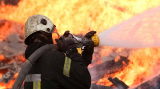 Sabunçuda ev yanıb, 3 nəfərin yanmış meyiti tapılıb 