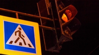 Nəsimi rayonunda 44 yaşlı qadını avtomobil vurub 