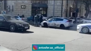 "Protiv" çıxan "Uber" sürücüsü qəza törətdi  - VİDEO