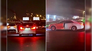 Sürücü magistral yolda “Toyota”nı qapısı açıq idarə etdi   - VİDEO
