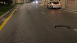 Ramanada avtomobillərə qənim kəsilən yol - FOTO 