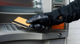 Dostunun kartını oğurlayıb toya pul yazdıran şəxs saxlanıldı 