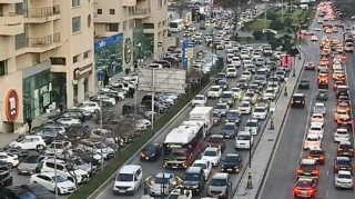 Paytaxtın 22 küçəsində tıxac var - SİYAHI 