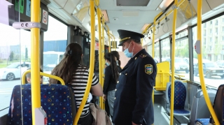 Avtobuslarda karantin qaydalarına riayət etməyən 40 nəfər cərimə olunub   - VİDEO